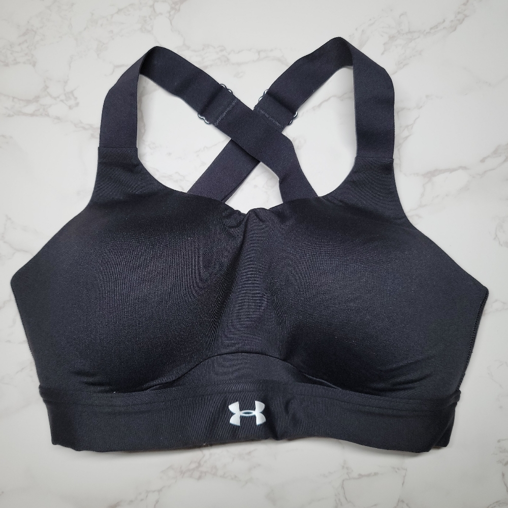 Under Armour Eclipse padded sports bra 32C black